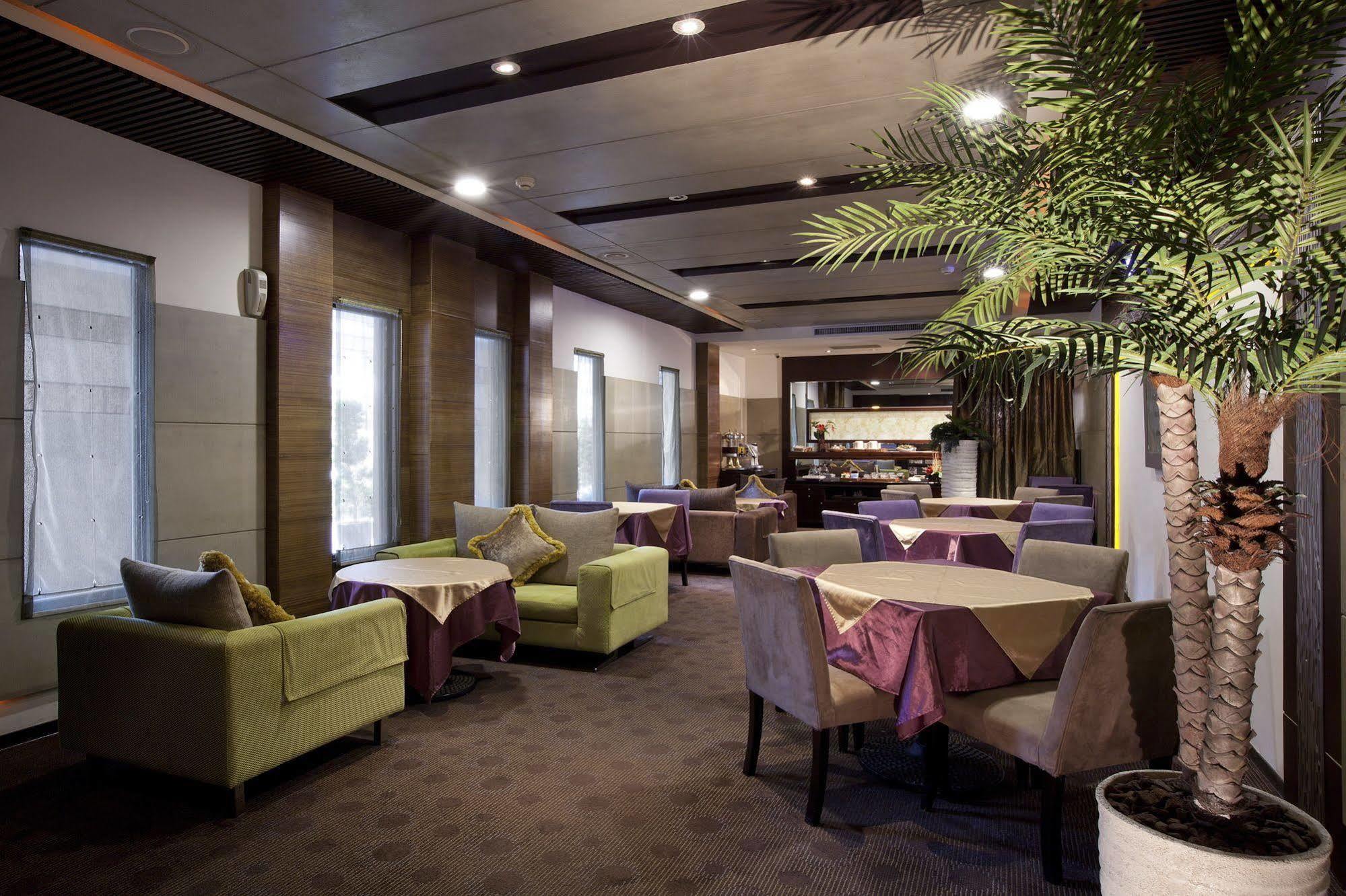 Alper Motel Тайпей Екстериор снимка